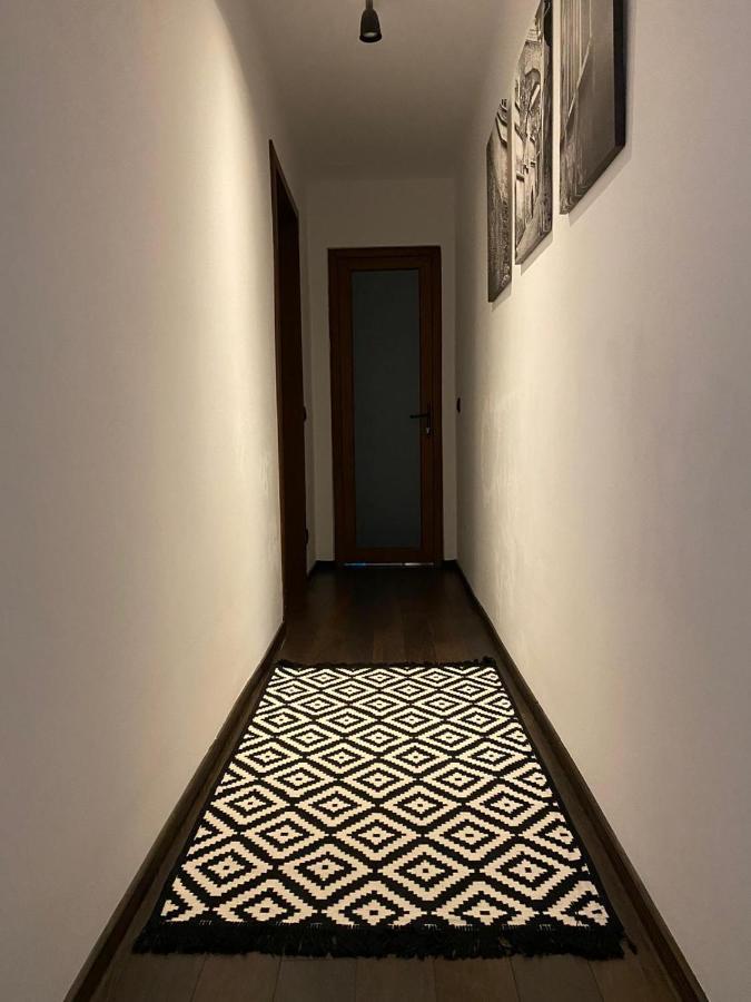 Aparthotel City Center Targu Ocna Buitenkant foto
